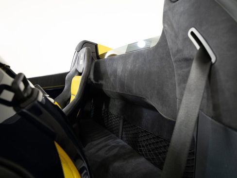 Used 2015 Ferrari 458 Speciale A image 31