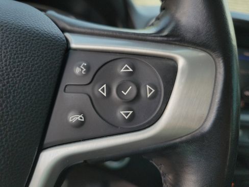 Used 2020 GMC Terrain SLE image 17