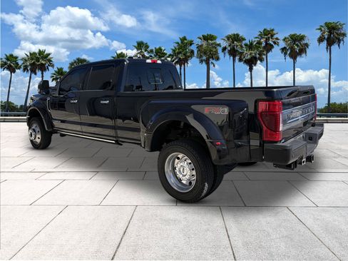 Used 2022 Ford F450 Platinum w/ FX4 Off-Road Package image 5