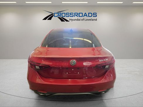 Used 2017 Alfa Romeo Giulia Ti w/ TI 19" Sport Package image 5