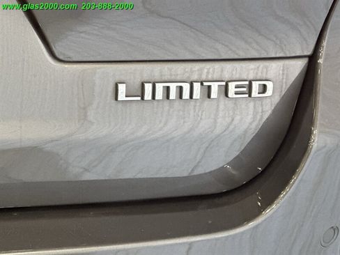 Used 2023 Jeep Grand Cherokee L Limited w/ Luxury Tech Group II AWD/4WD image 27