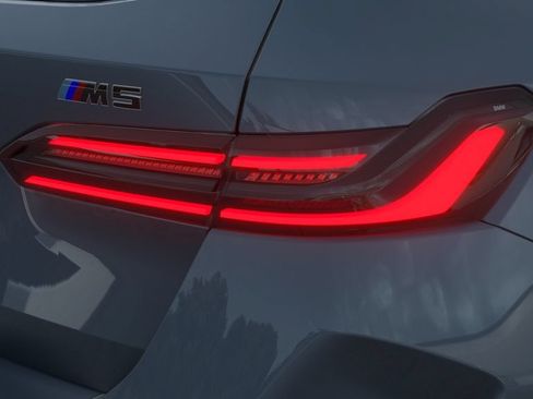New 2027 BMW M5 Touring AWD/4WD image 34