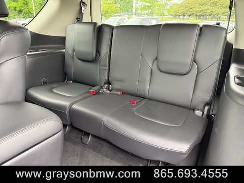 Used 2024 Nissan Armada SL w/ Captain's Chairs Package AWD/4WD image 18