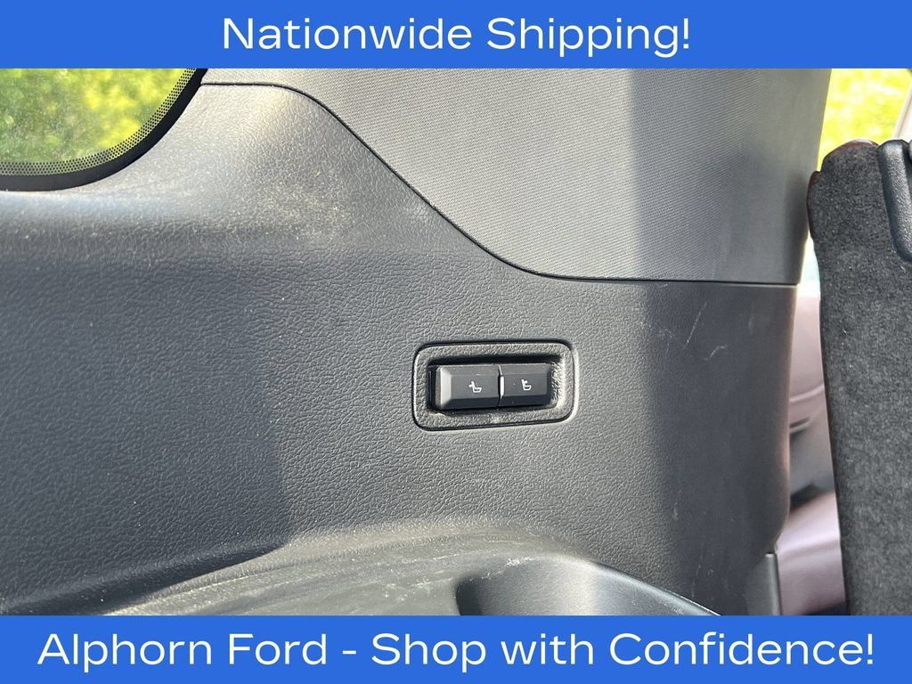 Used 2023 Ford Expedition Limited AWD/4WD image 23