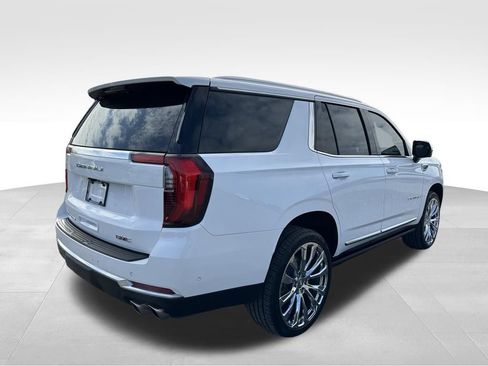 Used 2025 GMC Yukon Denali w/ Sun & Power Step Package image 20