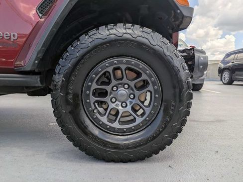 Used 2021 Jeep Wrangler Unlimited Rubicon w/ Xtreme Recon 35" Tire Package AWD/4WD image 10