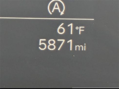 Used 2025 Hyundai Tucson SE image 31