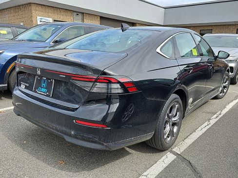 Used 2024 Honda Accord EX image 3