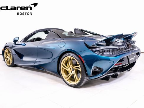 Used 2025 McLaren 750S Spider image 5