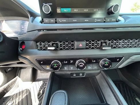 Used 2023 Honda Accord EX image 16