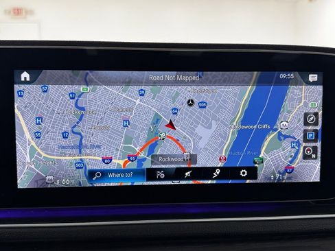 Used 2022 Mercedes-Benz GLE 350 4MATIC image 23