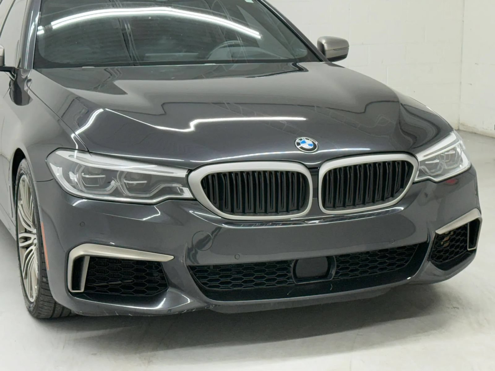 Used 2018 BMW M550i xDrive w/ Driving Assistance Package AWD/4WD image 41