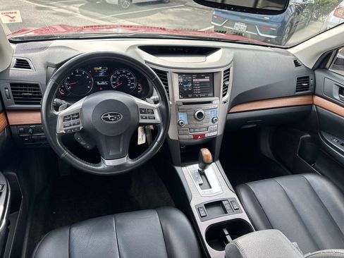 Used 2013 Subaru Outback 2.5i Limited image 9