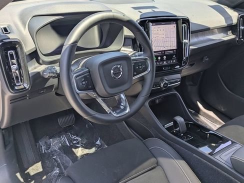 Certified 2023 Volvo C40 P8 Recharge Plus w/ Protection Package Premier AWD/4WD image 12