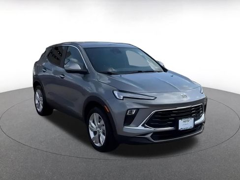 Used 2025 Buick Encore GX Preferred image 3