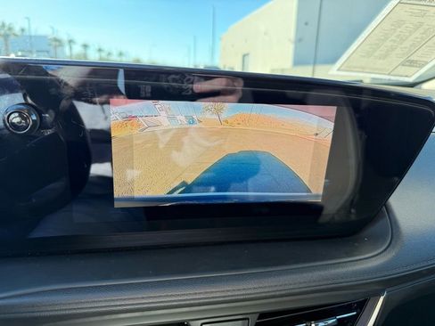 Certified 2025 Buick Encore GX Preferred image 24