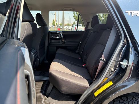 Used 2020 Toyota 4Runner TRD Off-Road AWD/4WD image 25