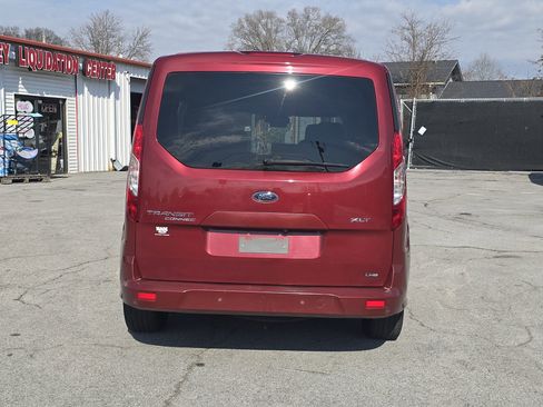 Used 2020 Ford Transit Connect XLT image 4