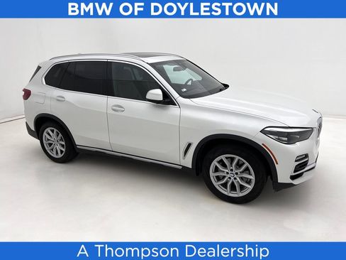 Used 2019 BMW X5 xDrive40i w/ Convenience Package AWD/4WD image 1