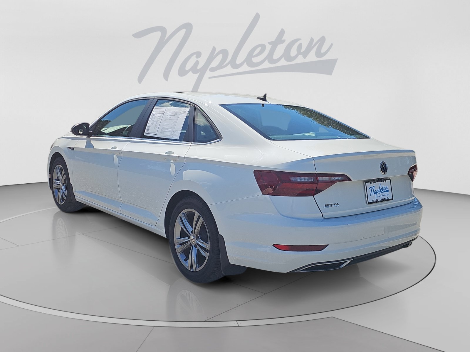 Used 2020 Volkswagen Jetta R-Line FWD image 3