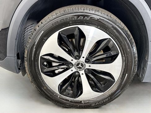 Used 2025 Mercedes-Benz GLA 250 image 38