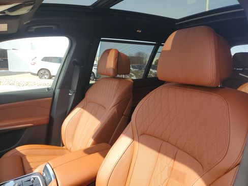 New 2026 BMW X7 xDrive40i w/ Executive Package image 7