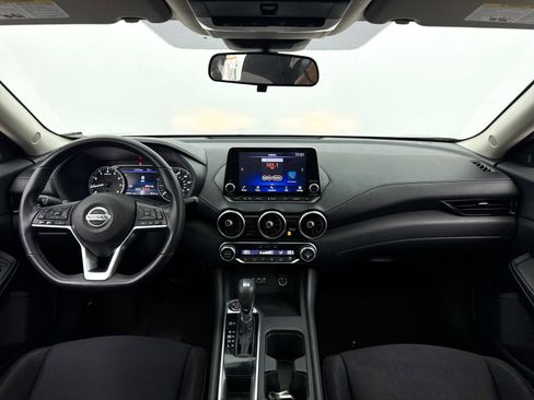 Used 2021 Nissan Sentra SV image 18