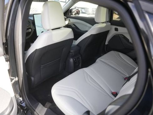 Used 2024 Ford Mustang Mach-E Premium image 12