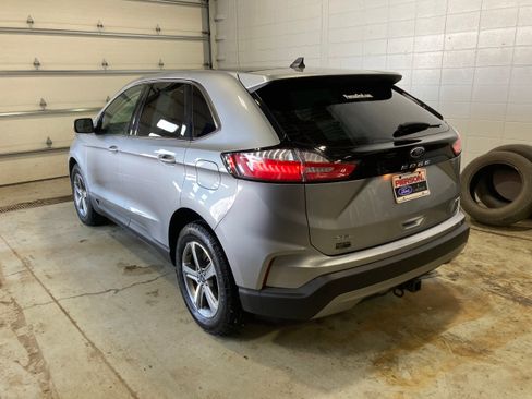 Used 2022 Ford Edge SEL w/ Convenience Package image 14