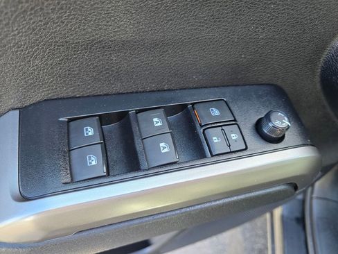 Used 2023 Toyota Tacoma SR5 image 18