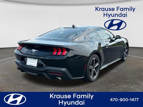 Used 2024 Ford Mustang Coupe RWD image 7