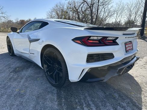 New 2026 Chevrolet Corvette Z06 image 2