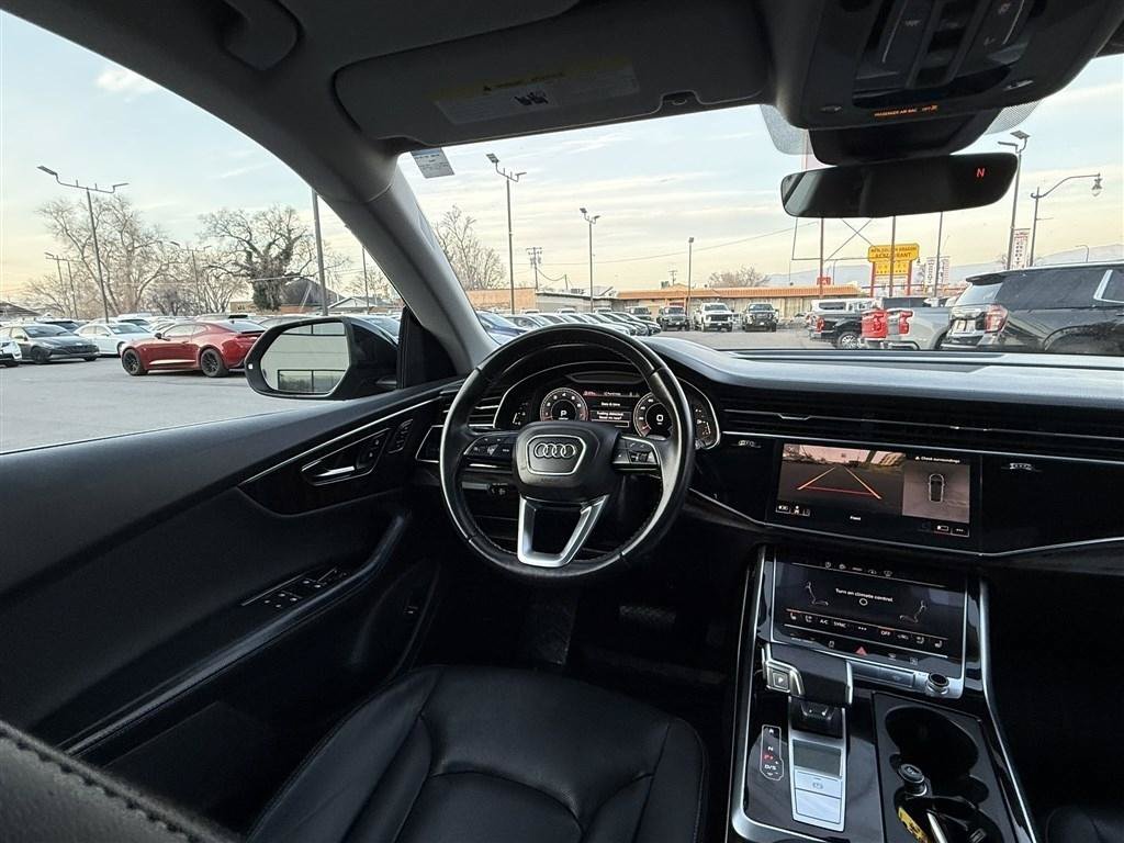 Used 2022 Audi Q8 Prestige w/ Prestige Package AWD/4WD image 29