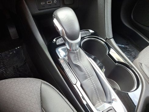 Used 2023 Buick Encore GX Select image 15