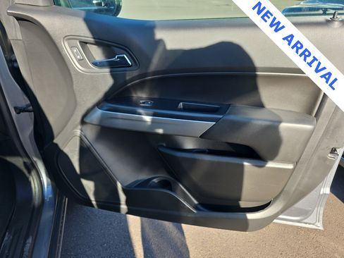 Used 2021 Chevrolet Colorado LT w/ Safety Package image 37