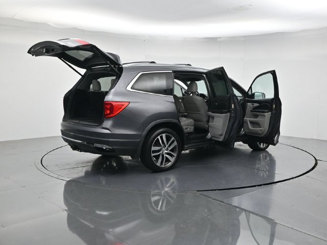 Used 2016 Honda Pilot Touring image 54