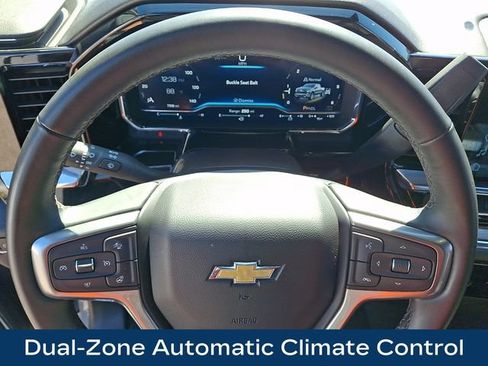 Used 2024 Chevrolet Silverado 1500 LT AWD/4WD image 4