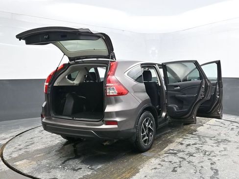 Used 2016 Honda CR-V SE image 45