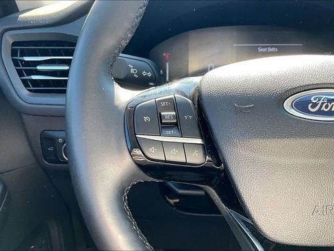 Used 2023 Ford Escape Active AWD/4WD image 16