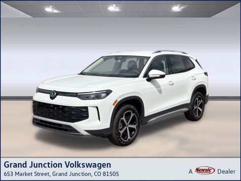 New 2026 Volkswagen Tiguan SE AWD/4WD image 1