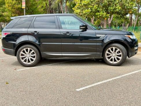 Used 2014 Land Rover Range Rover Sport HSE image 8