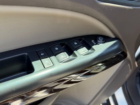Used 2015 GMC Canyon SLT RWD image 21