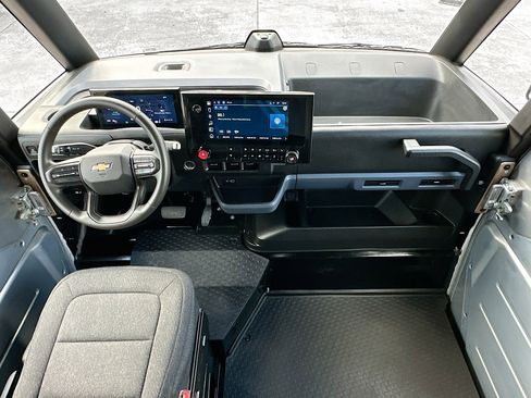 Used 2025 Chevrolet Brightdrop 400 image 24