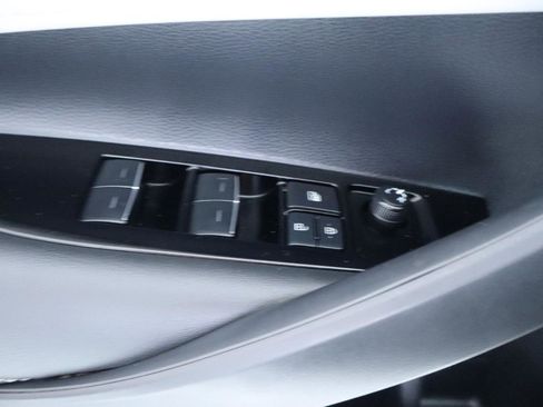 Used 2022 Toyota Corolla SE FWD image 28