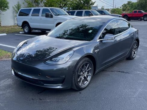 Used 2020 Tesla Model 3 Long Range AWD/4WD image 3