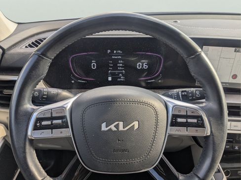Used 2024 Kia Telluride S w/ S Sunroof Package FWD image 28