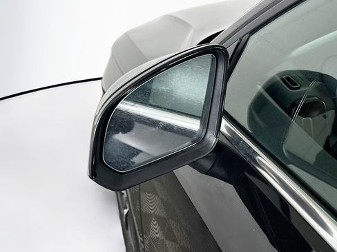 Used 2025 Volvo XC40 B5 Core image 16