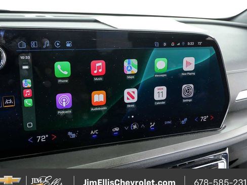 Certified 2025 Chevrolet Traverse LT FWD image 14