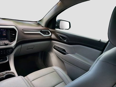 Used 2021 GMC Acadia SLT w/ Technology Package FWD image 24
