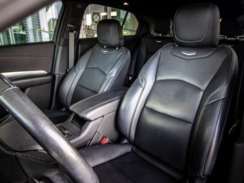 Used 2019 Cadillac XT4 Premium Luxury image 24